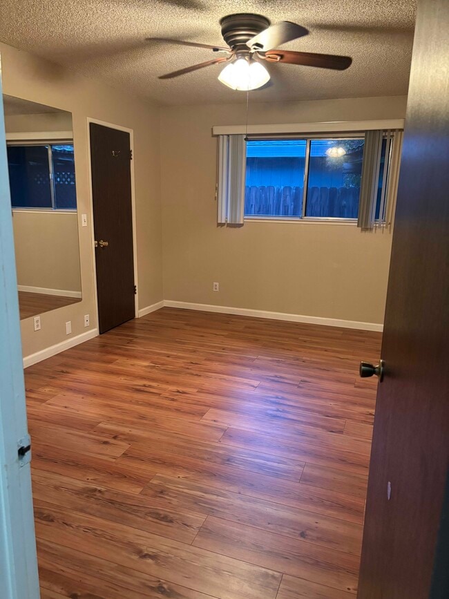 Building Photo - 1714 Kent St