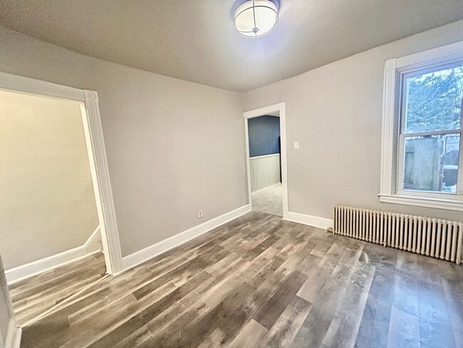 Building Photo - Spacious 4-Bedroom Single-Family Home in Lancaster!