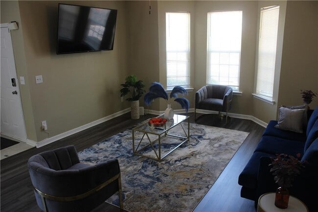 Building Photo - 7431 Battlecreek Ln