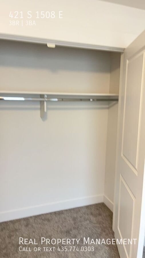 Building Photo - 421 1508