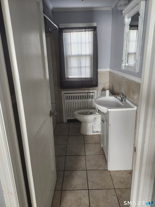 Building Photo - 75 Judson Pl