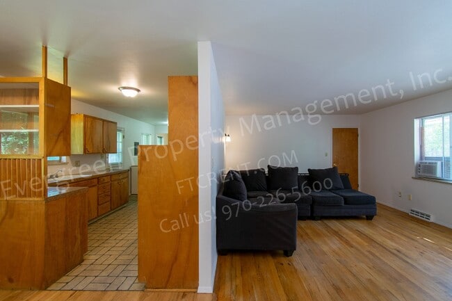 Building Photo - 1117 Fairview Dr