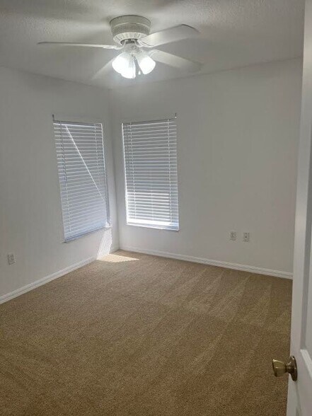 Building Photo - 4322 Dewberry St