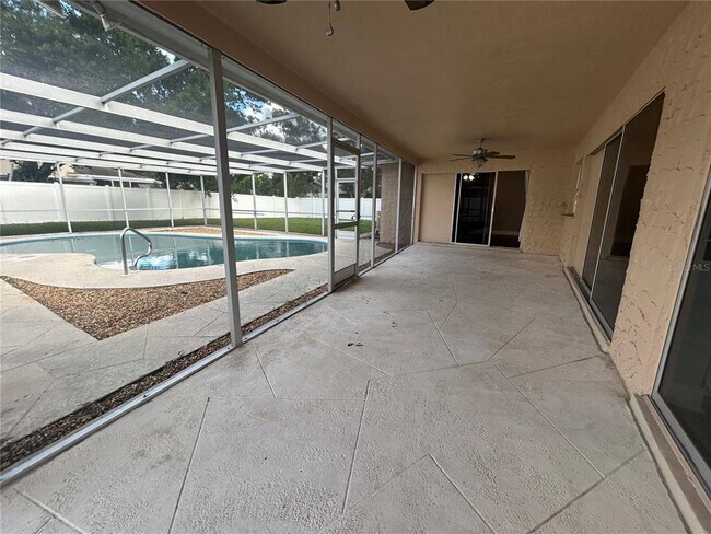 Building Photo - 3143 Fiesta Dr