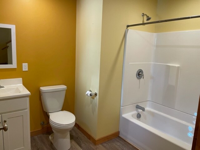 Bathroom - 36 School St