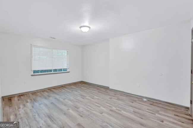 Building Photo - 968 Sexton Dr