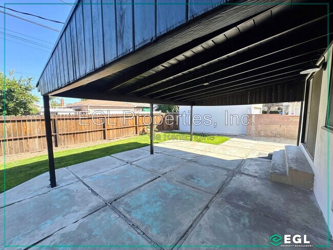 Building Photo - 6226 Aura Ave