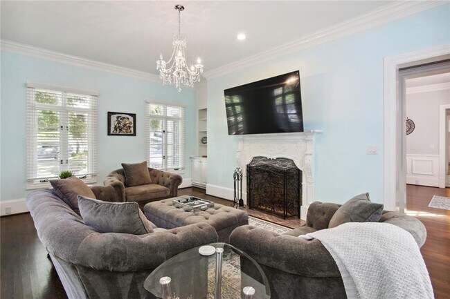 Building Photo - 2760 Carmon on Wesley NW