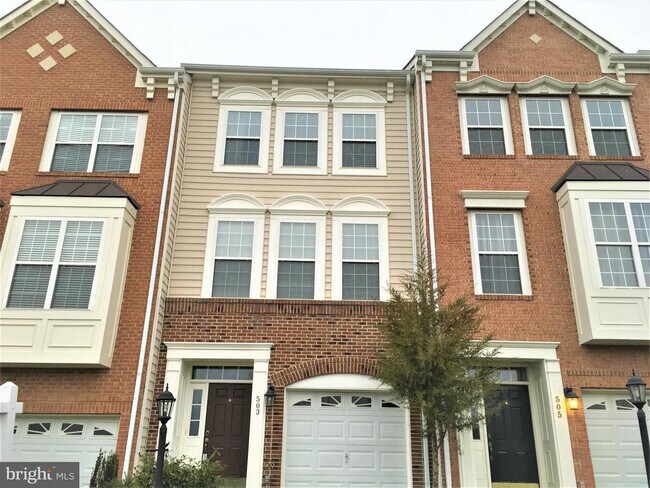 Building Photo - 503 Edmonton Terrace NE