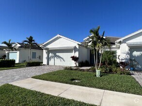 Building Photo - 9007 St Lucia Dr