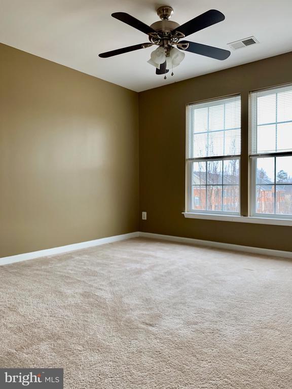 Building Photo - 8108 Horseshoe Cottage Cir
