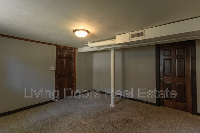 Building Photo - 1529 N 24th St