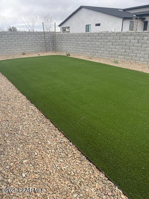 Building Photo - 5992 Finch Pl