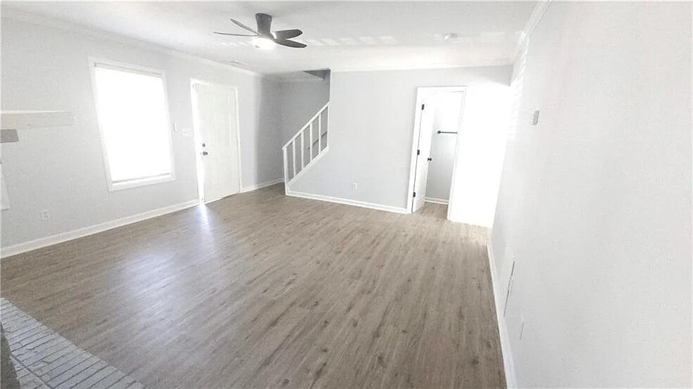 Building Photo - 5582 Windwood Rd