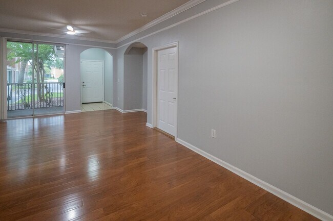 Building Photo - Available for Immediate Move in!  Gorgeous 2 Bedroom Condo with Garage on the 1st Floor!