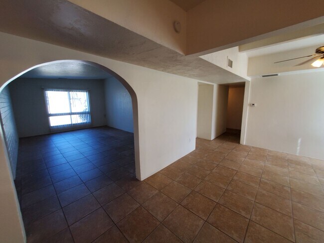 Building Photo - 4 bedrooms and 2 bathrooms with A/C.