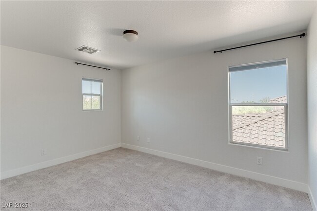 Building Photo - 11057 Village Ridge Ln