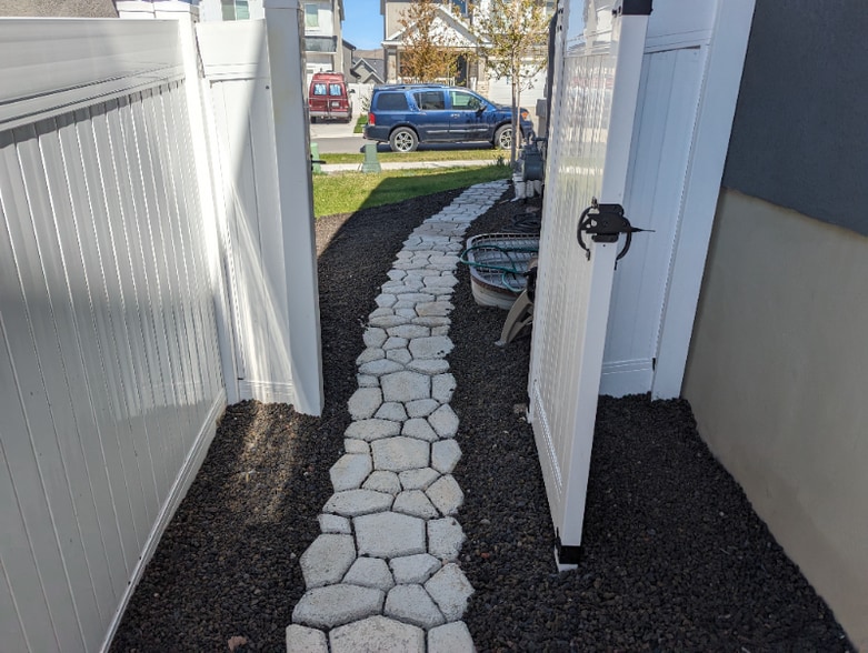 Building Photo - 114 N Desert Sage Dr