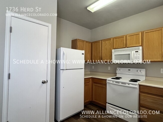 Building Photo - 1736 Herd St
