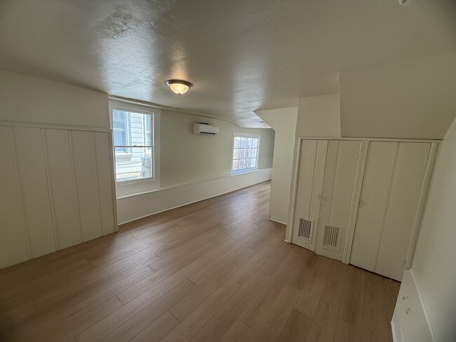 Building Photo - 2210 Capitol Ave