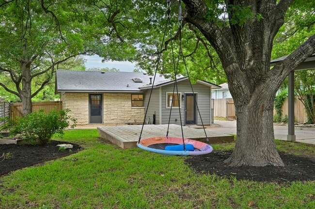 Building Photo - 7313 Grover Ave