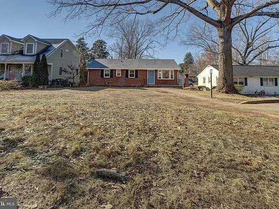 Building Photo - 302 Harris Rd