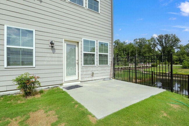 Building Photo - 1101 Premier Key Dr