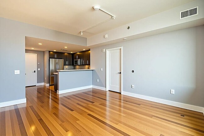 Building Photo - 800 Jackson St