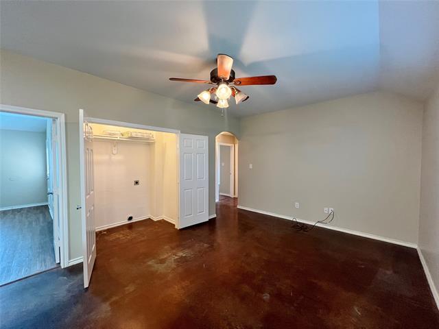 Primary Photo - 122 Sunburst Ct