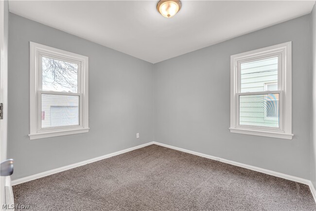 Building Photo - 20751 Goller Ave