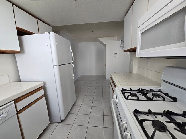 Building Photo - 44500 15th St E