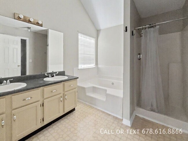 Building Photo - 3311 Crossgate Ct