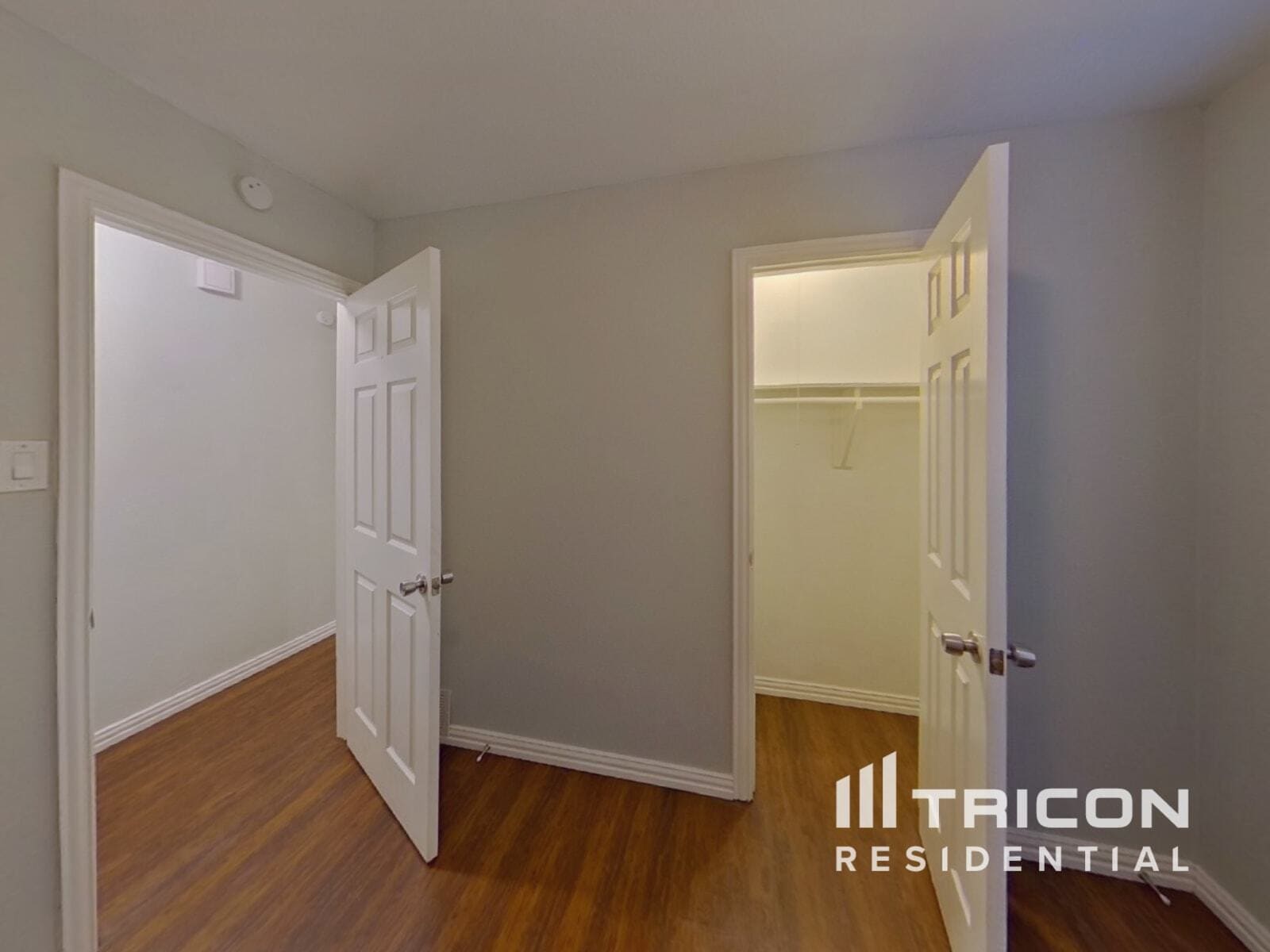 Building Photo - 126 Tharp St