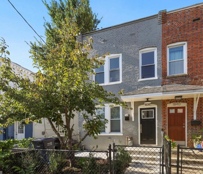 Building Photo - 1838 Capitol Ave NE