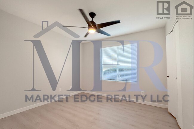 Building Photo - 3Bed/2Bath Home at Union Hills/I-17! $399 ...