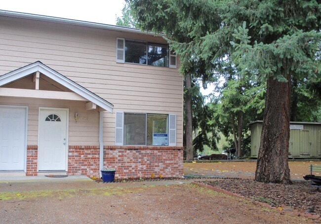 Building Photo - 20107 14th Avenue Northeast