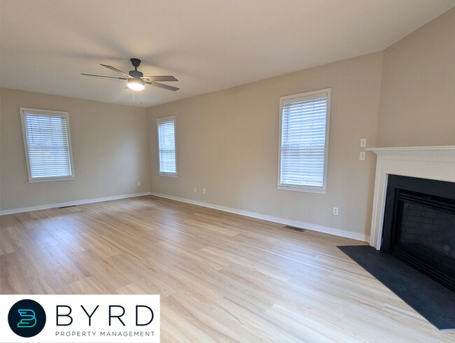 Building Photo - 14955 Featherchase Dr