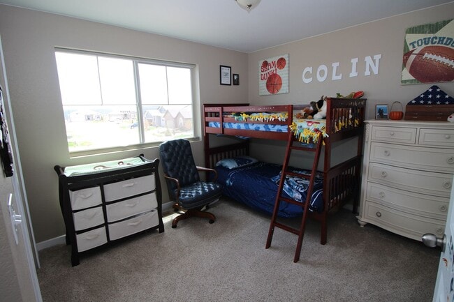 Building Photo - 2392 Pelican Bay Dr