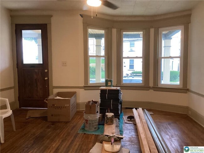 Building Photo - 809 Wood Ave
