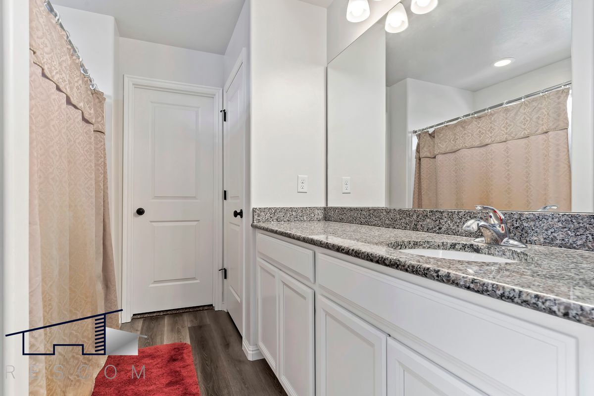 Building Photo - 2914 W 3885 S