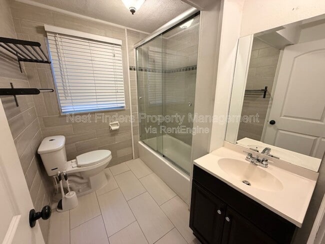 Building Photo - 2855 Ernest St