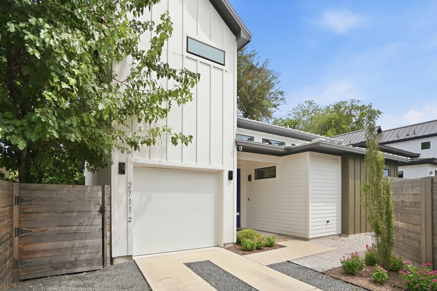 Building Photo - 2711 Stacy Ln