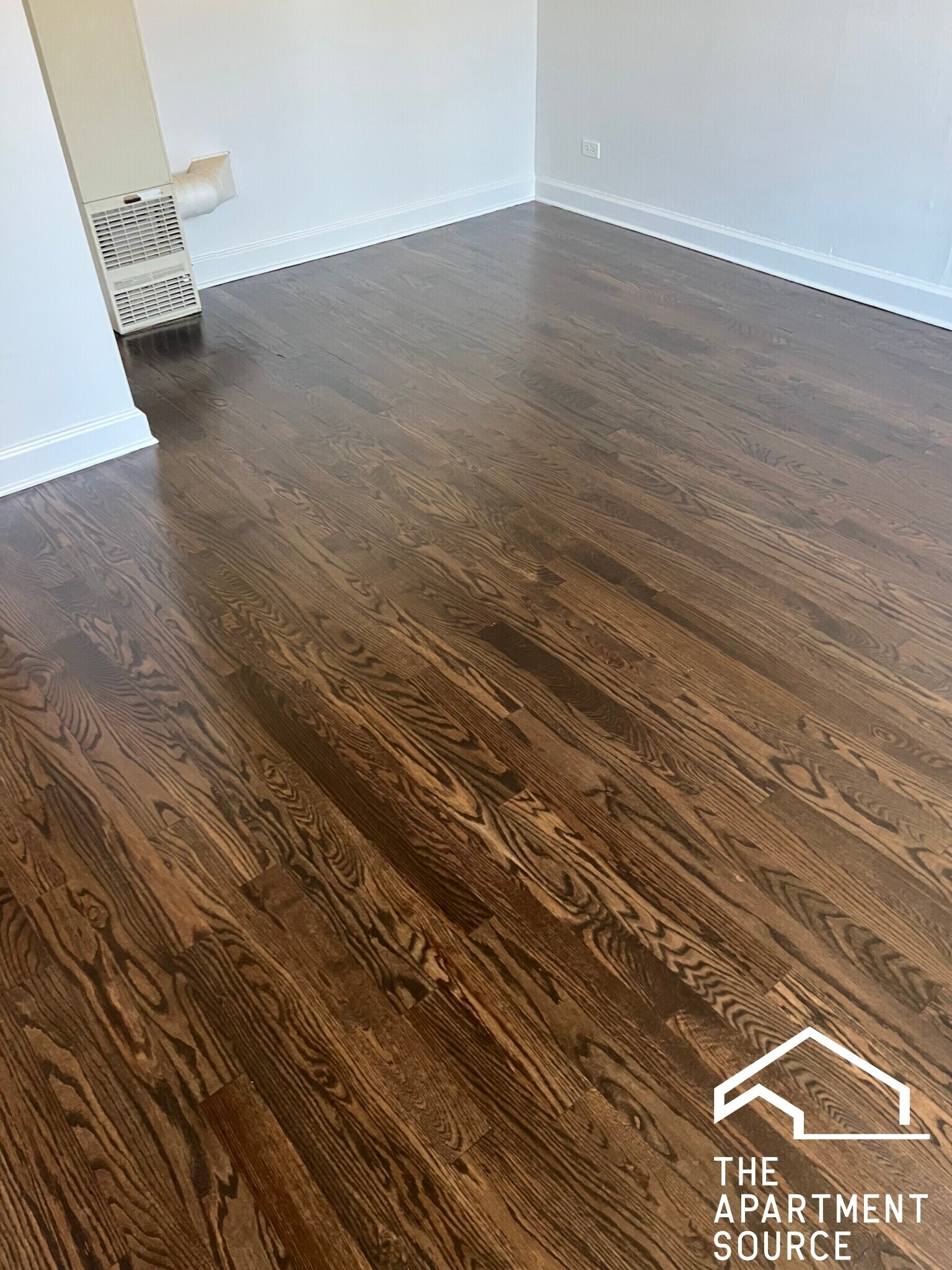 Building Photo - 3135 N Oakley Ave