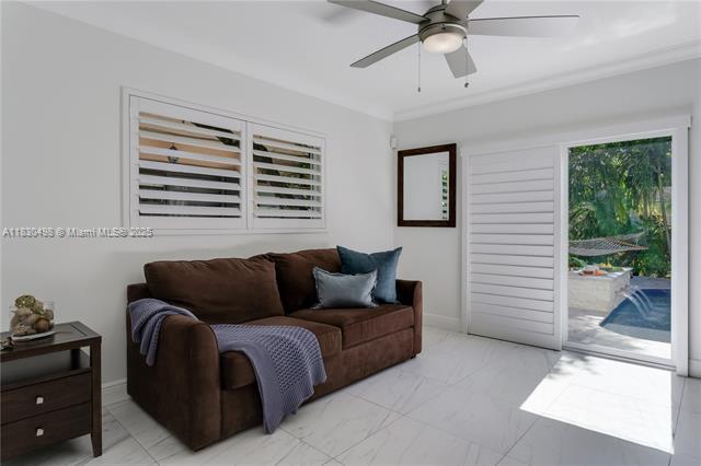 Building Photo - 4830 San Amaro Dr