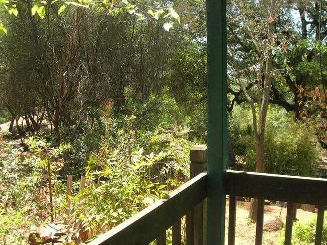 Building Photo - Private, Rural Granny Cottage off Indian S...