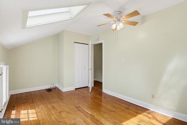 Building Photo - 947 Oella Ave