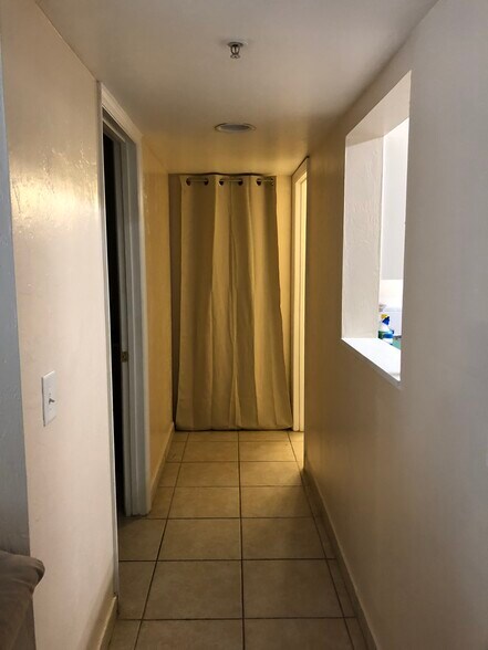 Building Photo - 2360 SW Archer Rd