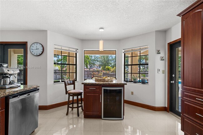 Building Photo - 4671 SW 155th Pl