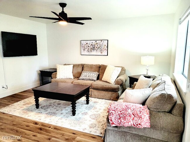 Primary Photo - 1 br, 1 bath House - 670 Matagual Drive