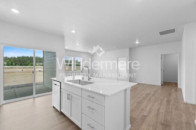 Building Photo - 3543 S Keller Ln